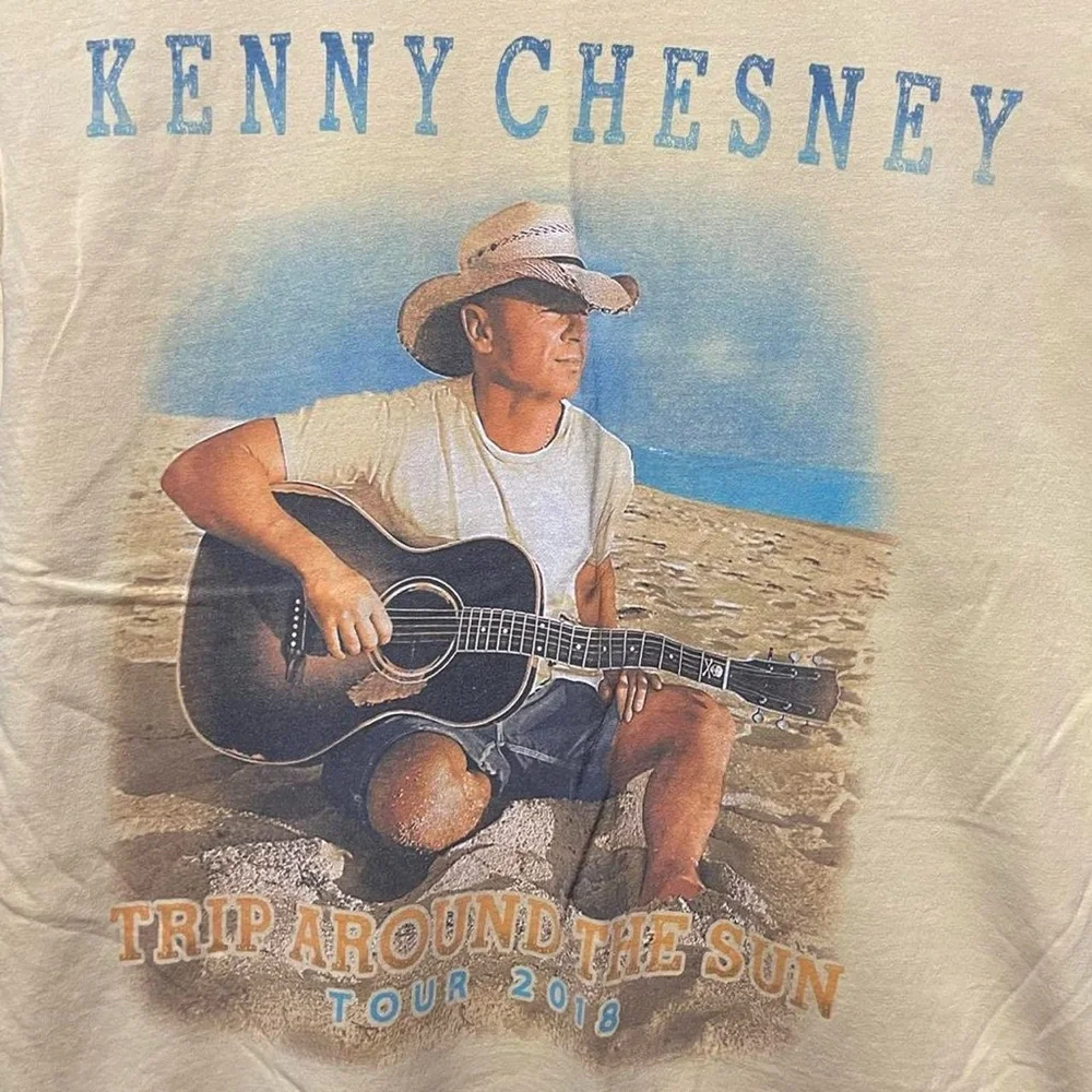 2018 Kenny Chesney trip around the sun tour country music tour concert T-shirt - Picture 2 of 6